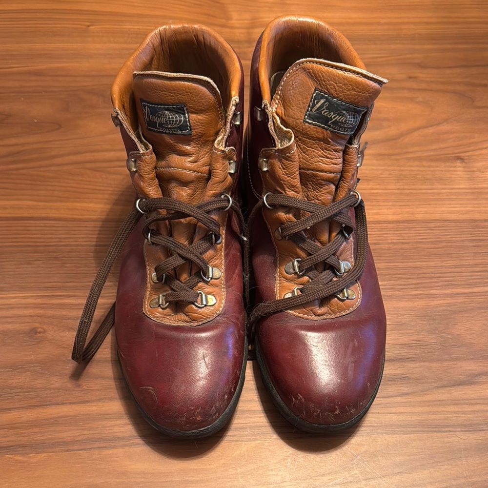 Vasque Brown Leather Hiking Boots with Ankle Support